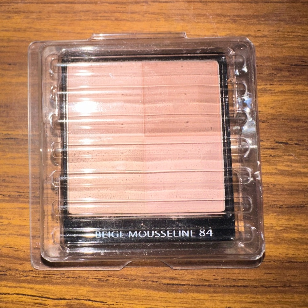 Givenchy Beige Mousseline 84 Blush refill